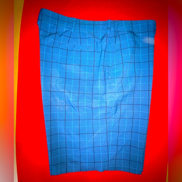 Men’s Golf Shorts - Picture 1 of 3